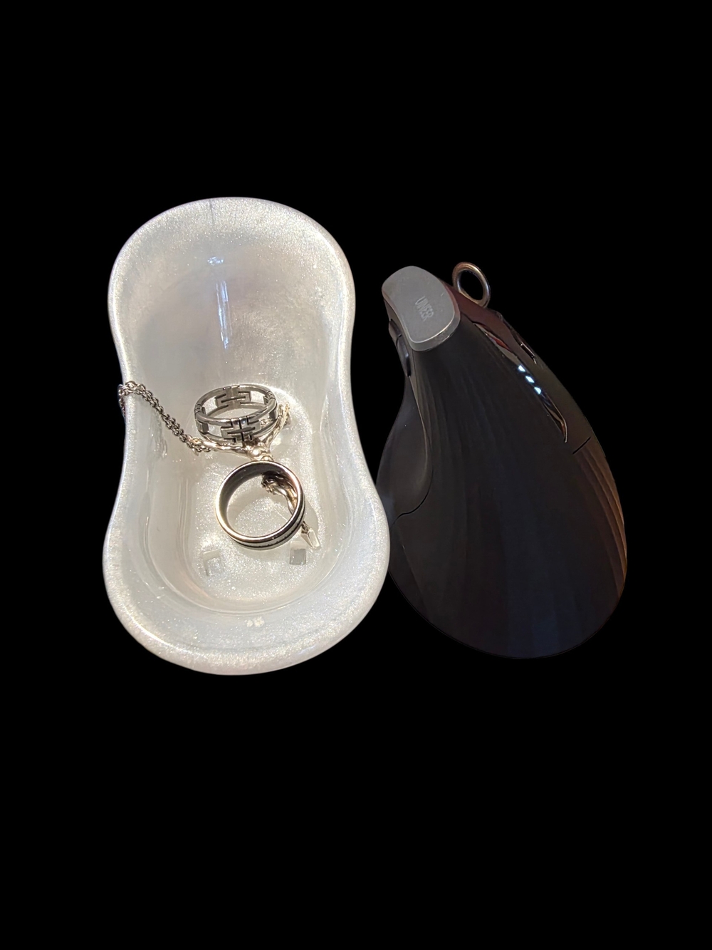 Mini Bathtub In White Resin, Jewelry Box, Change Box - Picture 4 of 5